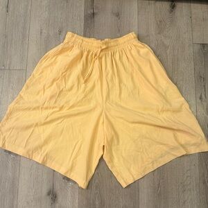 Alfred Dunner yellow Elastic Waist Shorts